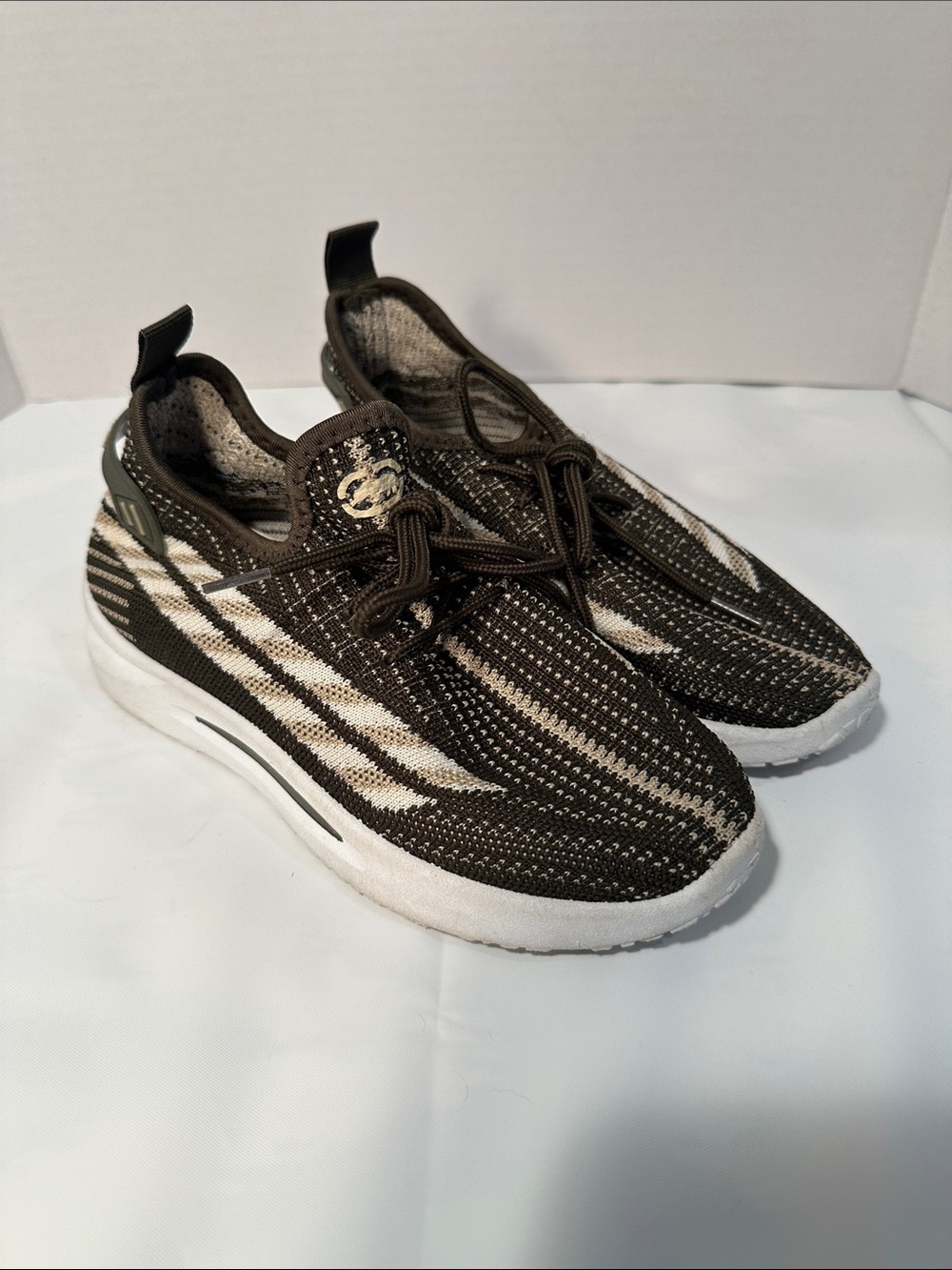 Ecko Unlimited Kids Knit Slip-On Sneakers in Green and White